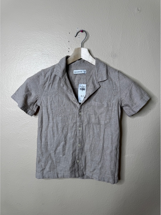 abercrombie kids Other - Abercrombie Kids Gray Linen Blend Button Up Shirt Boys 5/6 NWT